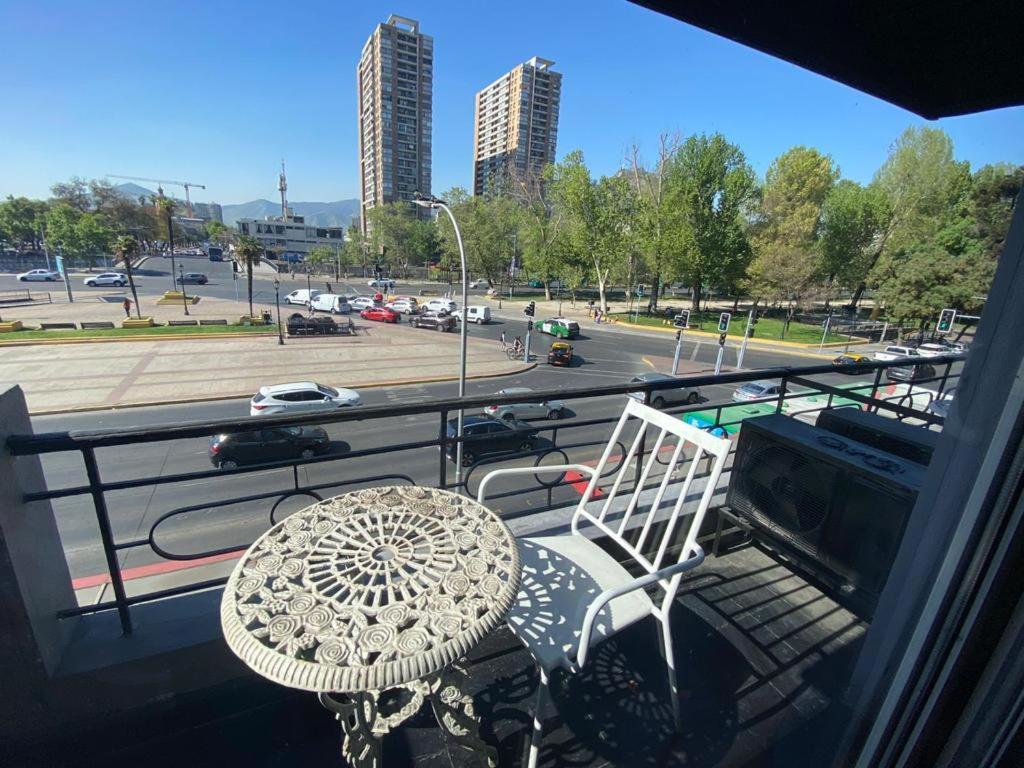 סנטיאגו Hotel Parque Forestal מראה חיצוני תמונה