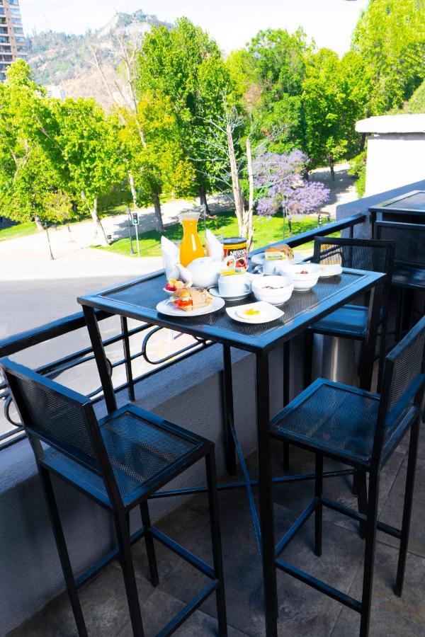 סנטיאגו Hotel Parque Forestal מראה חיצוני תמונה
