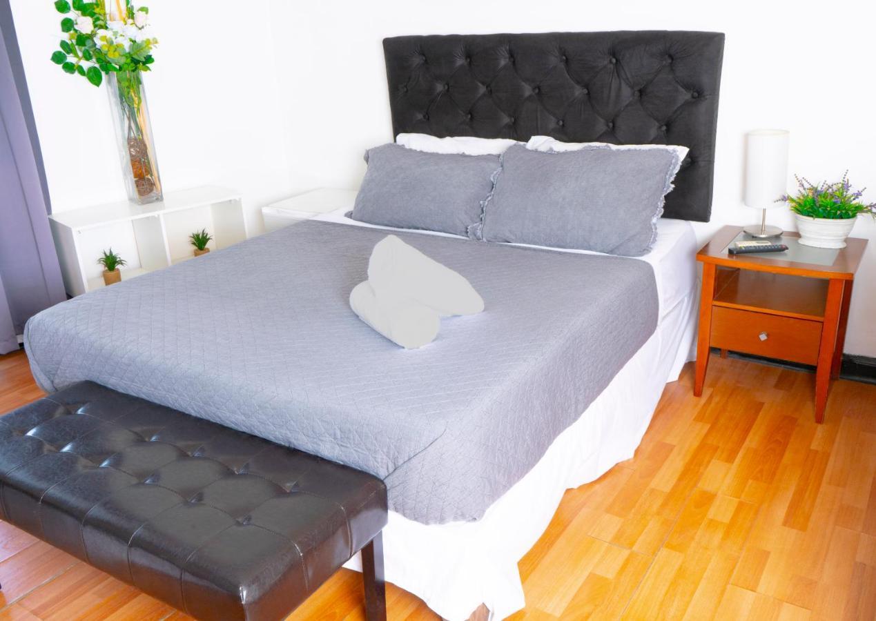 סנטיאגו Hotel Parque Forestal מראה חיצוני תמונה